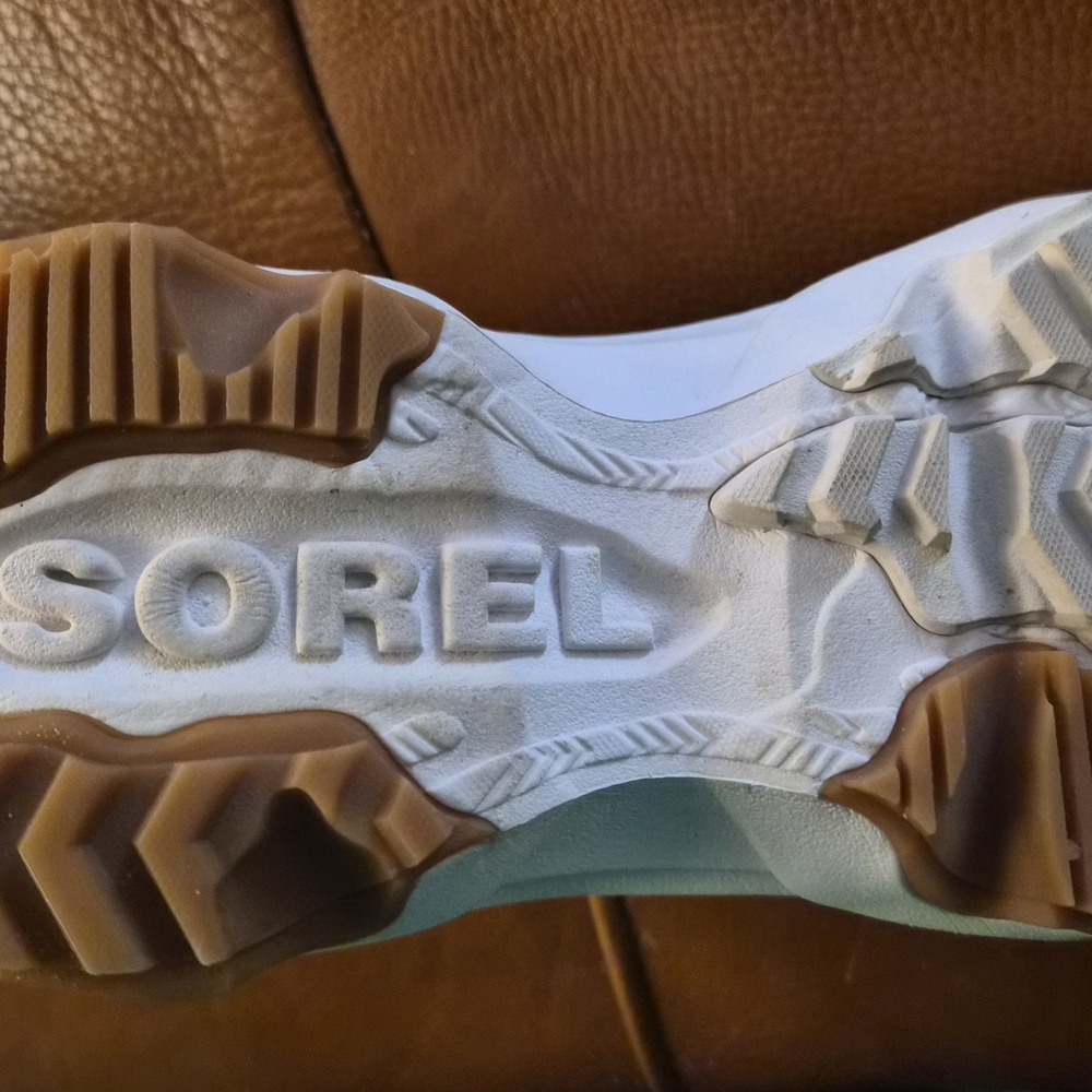 Sorel Watwrproof Boots - Picture 2 of 4